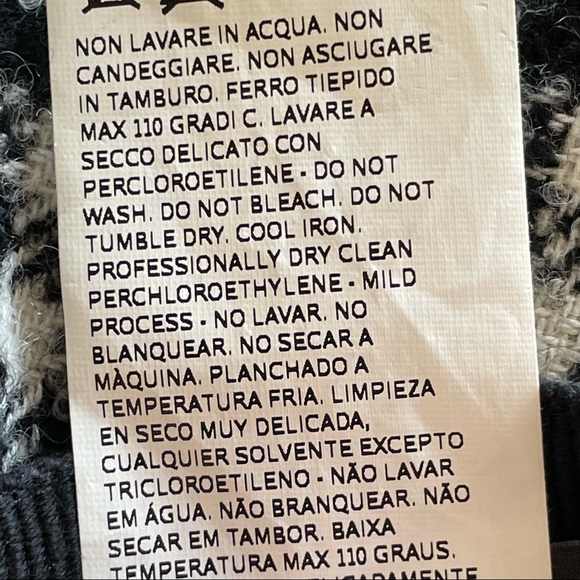 Weekend Max Mara Wool Pleated Gingham Plaid Raw Hem Skirt Size 2 - Picture 8 of 10